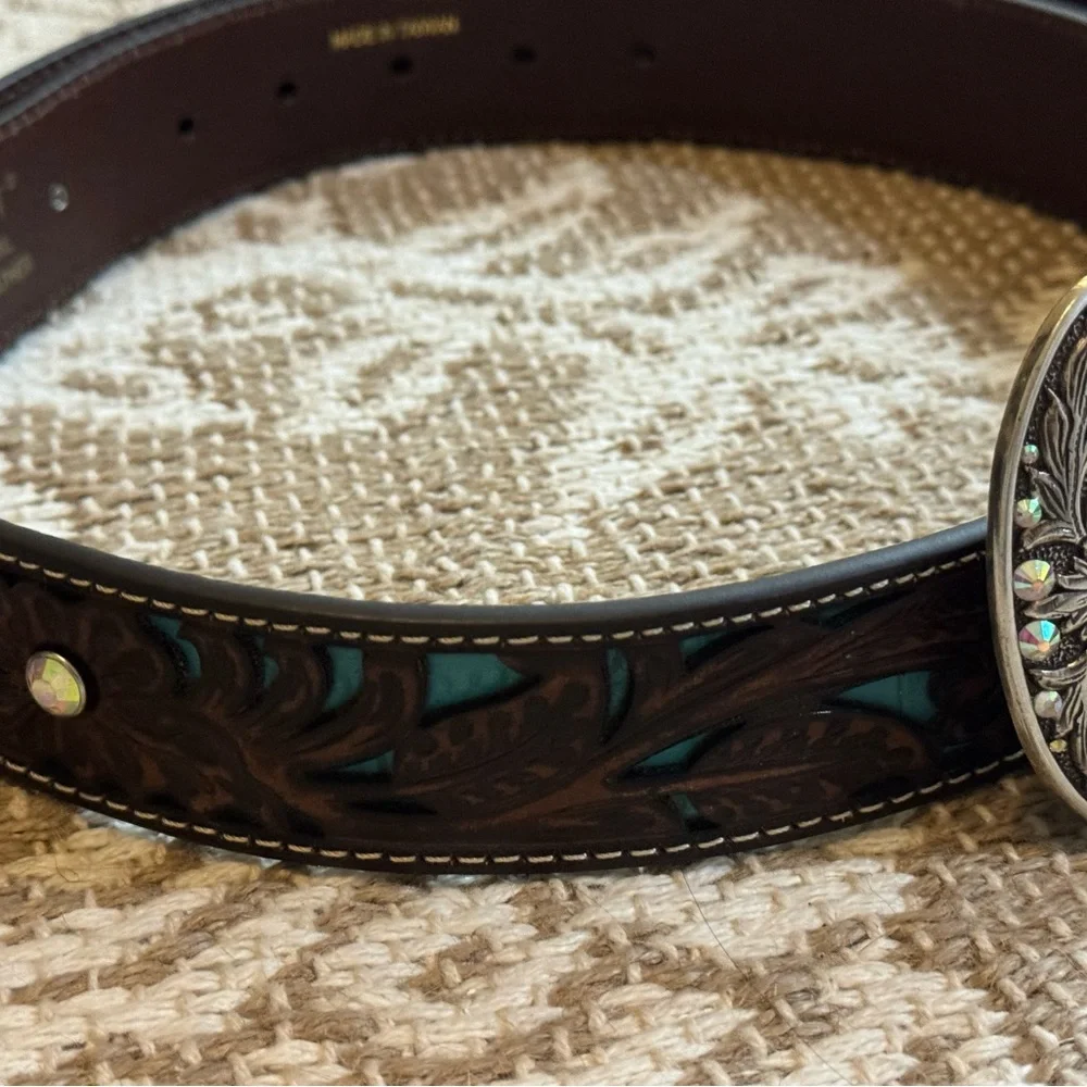 Ariat Brown Genuine Leather Belt with Silver Buckle and Swarovski Crystals - Picture 10 of 15
